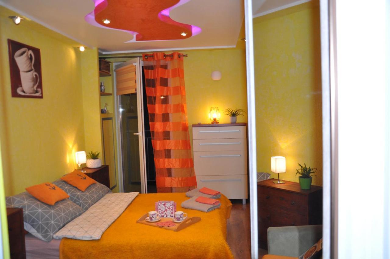Lawendowe Swiatlo - Przy Stacji Metra Apartmán *