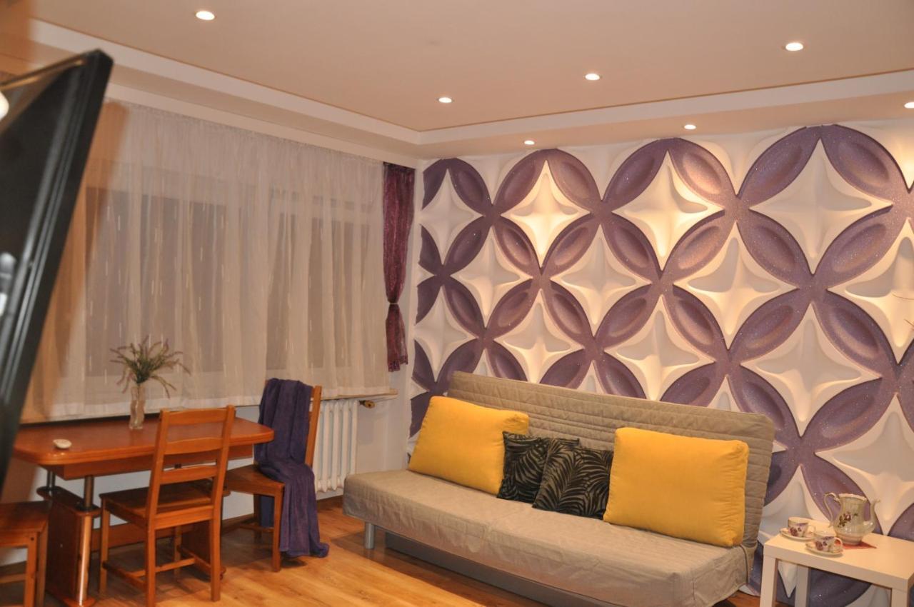 Apartmán Lawendowe Swiatlo - Przy Stacji Metra